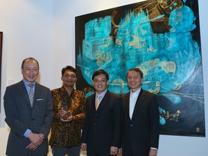 Seniman Antonius Subiyanto Raih UOB Southeast Asian Painting of the Year