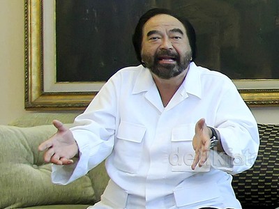 Surya Paloh Bela Jaksa Agung Prasetyo