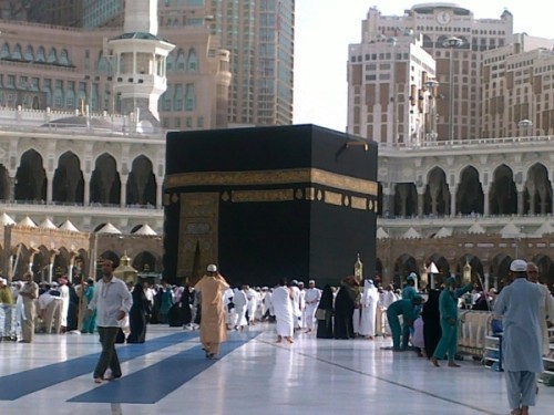 Umrah Dibayarin Bank, Pulangnya Tinggal Cicil 2 Tahun