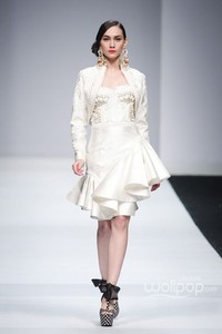 Denny Wirawan Manita, Yayasan Jantung Indonesia. Jakarta Fashion Week 2015 at Senayan City. Jakarta. (Foto: Mohammad Abduh/Wolipop)