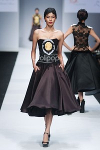 Yenty Tan Sovereign Beauty, Jakarta Fashion Week 2015 at Senayan City. Jakarta. (Foto: Mohammad Abduh/Wolipop)