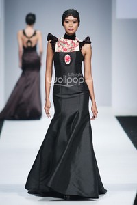 Yenty Tan Sovereign Beauty, Jakarta Fashion Week 2015 at Senayan City. Jakarta. (Foto: Mohammad Abduh/Wolipop)