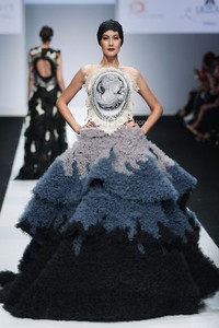 Yenty Tan Sovereign Beauty, Jakarta Fashion Week 2015 at Senayan City. Jakarta. (Foto: Mohammad Abduh/Wolipop)