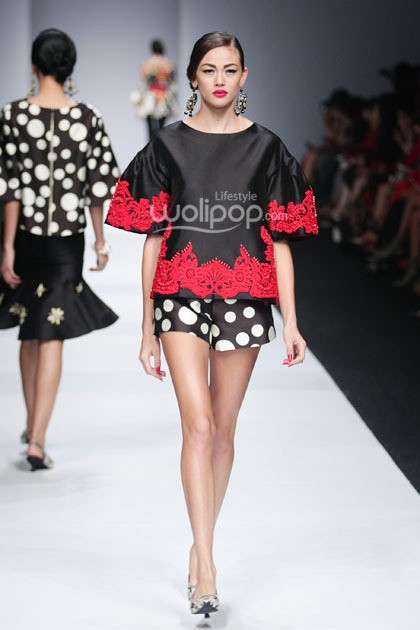 Denny Wirawan Manita, Yayasan Jantung Indonesia. Jakarta Fashion Week 2015 at Senayan City. Jakarta. (Foto: Mohammad Abduh/Wolipop)