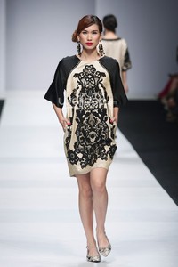 Denny Wirawan Manita, Yayasan Jantung Indonesia. Jakarta Fashion Week 2015 at Senayan City. Jakarta. (Foto: Mohammad Abduh/Wolipop)