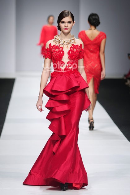 Denny Wirawan Manita, Yayasan Jantung Indonesia. Jakarta Fashion Week 2015 at Senayan City. Jakarta. (Foto: Mohammad Abduh/Wolipop)