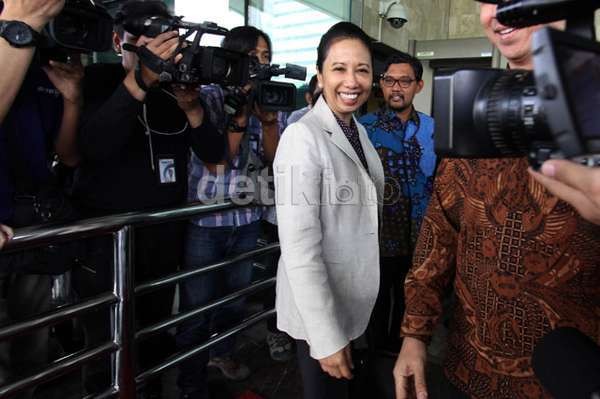 Menteri Rini Soemarno Tak Mau Rapat, Komisi VI DPR Bereaksi
