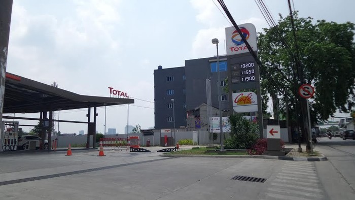Pertamina dan Shell Turunkan Harga BBM, Bagaimana dengan SPBU Total?