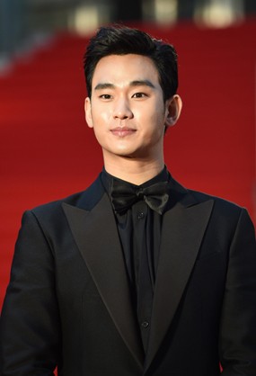 Kim Soo Hyun Raup Rp 988 Miliar di Tiongkok Tahun Ini