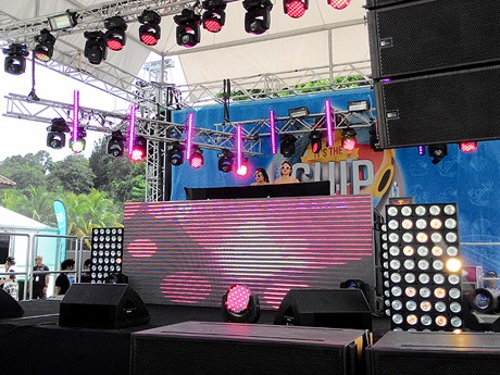 DJ Nadia & Irama Buka Private Beach Party Festival Musik EDM Its The Ship