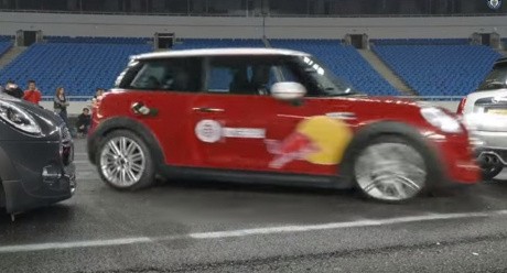 Ini Cara Parkir Mobil Terkeren