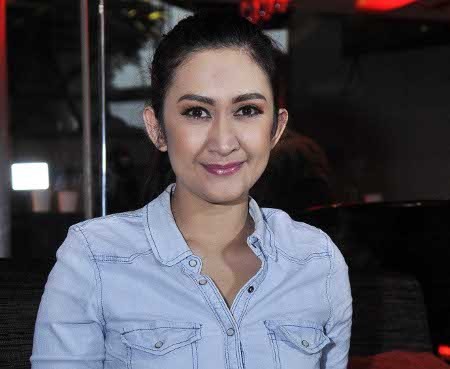 Nafa Urbach Dikomplain Anak Gara-gara Sibuk Syuting