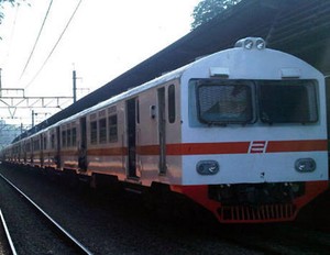 40 Tahun Terlantar, Jalur Kereta Mojokerto-Sidoarjo Dibuka Kembali