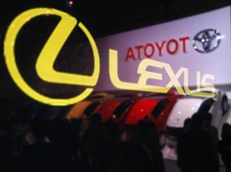 Selang Bensin Bocor, Toyota Recall 422.509 Lexus