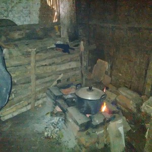 Si Miskin Pencari Kayu Bakar Dibui 2 Tahun, Korban Rusaknya Politik Hukum RI