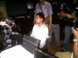 Penutup Wajah Dibuka, Ini Penampakan Jean Alter Saat Diperiksa Polisi