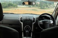 Isuzu MU-X, Begitu Menggoda!