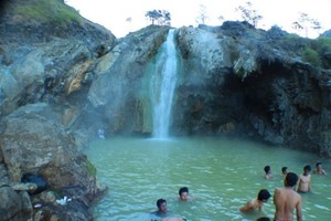 Sudah Tahu? Gunung Rinjani Punya Spa & Sauna Alami