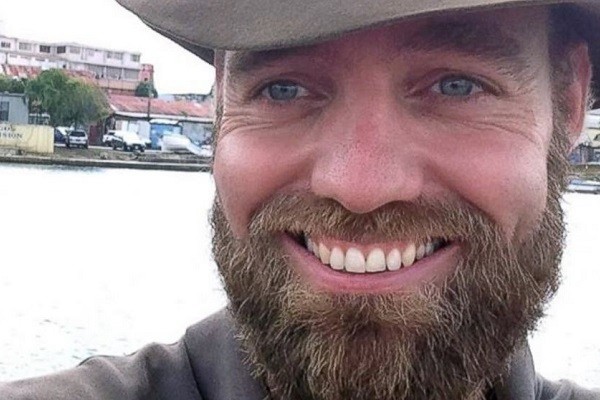 Pria Ini Keliling Dunia Tanpa Pesawat, Modal $20 Perhari