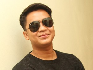 Billy Syahputra Raih Favourite Newcomer Celebrity di !nsert Award 2014