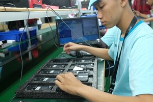 Pabrik Ponsel Lokal Masih Bergantung Tiongkok