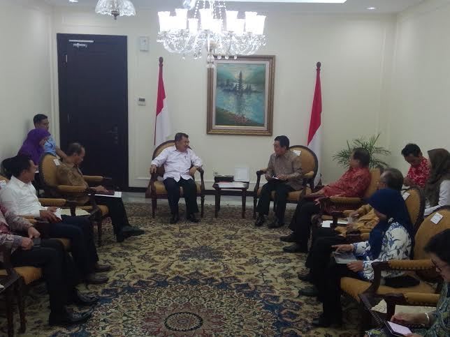 OJK Lapor Soal Bank Tanpa Kantor ke JK