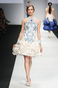 Imelda Kartini 5asec LHarmonie Aux Details. Jakarta Fashion Week 2015 at Senayan City. Jakarta. [Foto: Mohammad Abduh/Wolipop]