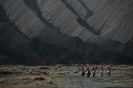 Tim Viar Sapa Bromo