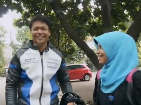 Irmansyah bersama dengan calon istri Irmansyah bersama dengan calon istri