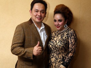 Dipuji Regina Makin Lembut, Farhat Tengah Perdalam Ilmu Hati
