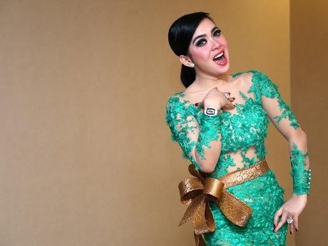 Syahrini Bocorkan Rahasia Agar Tubuh Tetap Seksi