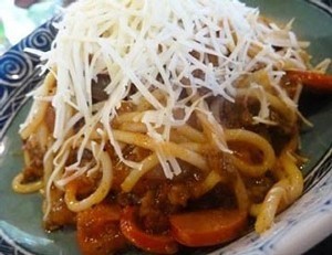 Malam Ini Enaknya Makan Spaghetti yang Hangat Mengenyangkan