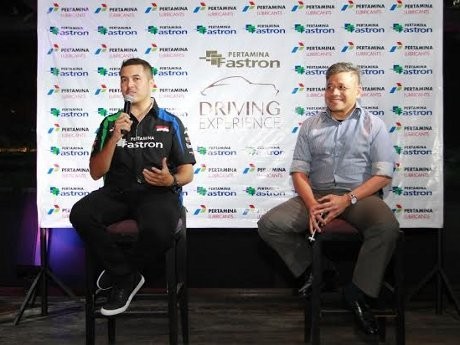 Konsumen Pertamina Lubricants Diajak Nyetir Mobil Super di Atas Salju