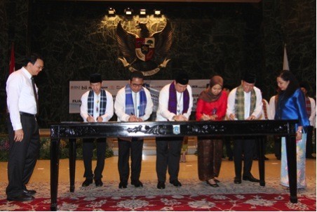 Pemprov DKI Jakarta Memperpanjang Kerjasama Pembayaran PBB-P2 dengan BCA Pemprov DKI Jakarta Memperpanjang Kerjasama Pembayaran PBB-P2 dengan BCA
