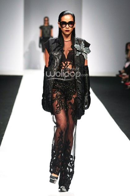 Ivan Gunawan Kedjora. Jakarta Fashion Week 2015 at Senayan City. Jakarta. [Foto: Mohammad Abduh/Wolipop]