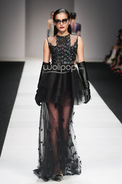 Ivan Gunawan Kedjora. Jakarta Fashion Week 2015 at Senayan City. Jakarta. [Foto: Mohammad Abduh/Wolipop]