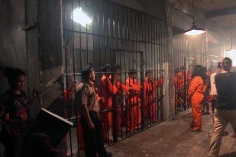 Gedung Tua Disulap Jadi Penjara untuk Comic 8: Casino Kings