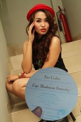 Tak Ada Akad di Undangan Pernikahan, Fitri Karlina Sudah Nikah Siri?