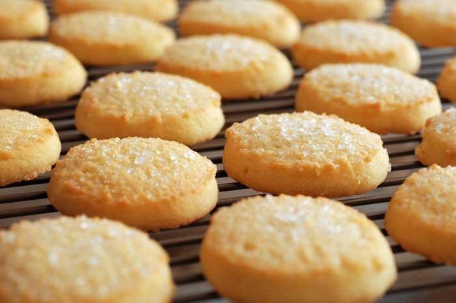 Macaron, Biscotti, dan Ladyfinger Punya Riwayat Pembuatan yang Unik (2)