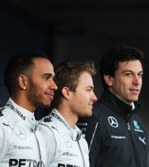 Mercedes Prediksi Hamilton-Rosberg Akan Tetap Sengit Musim Depan