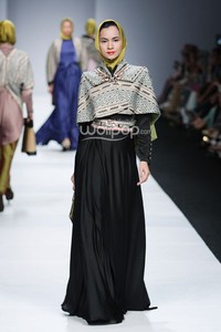 Kurzien Karzai 8 Infinite Capsule Collection Asosiasi Perancang Pengusaha Muda Indonesia. Jakarta Fashion Week 2015 at Senayan City. Jakarta. (Foto: Mohammad Abduh/Wolipop)