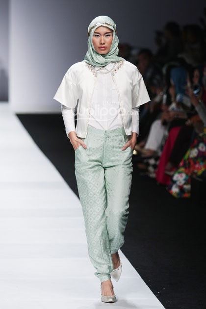 Ria Miranda 8 Infinite Capsule Collection Asosiasi Perancang Pengusaha Muda Indonesia. Jakarta Fashion Week 2015 at Senayan City. Jakarta. [Foto: Mohammad Abduh/Wolipop]