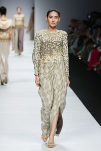 Khanaan 8 Infinite Capsule Collection Asosiasi Perancang Pengusaha Muda Indonesia. Jakarta Fashion Week 2015 at Senayan City. Jakarta. [Foto: Mohammad Abduh/Wolipop]