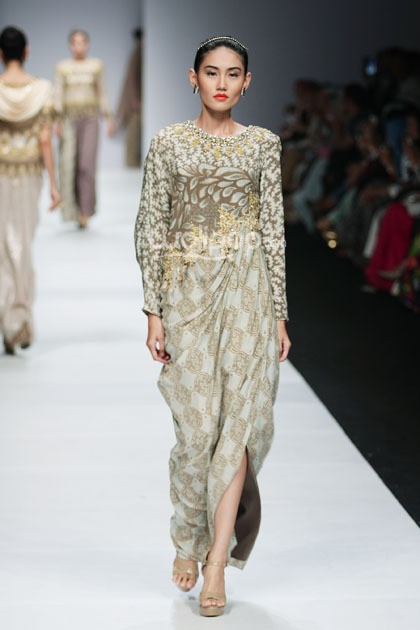 Khanaan 8 Infinite Capsule Collection Asosiasi Perancang Pengusaha Muda Indonesia. Jakarta Fashion Week 2015 at Senayan City. Jakarta. [Foto: Mohammad Abduh/Wolipop]