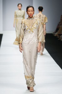 Khanaan 8 Infinite Capsule Collection Asosiasi Perancang Pengusaha Muda Indonesia. Jakarta Fashion Week 2015 at Senayan City. Jakarta. [Foto: Mohammad Abduh/Wolipop]