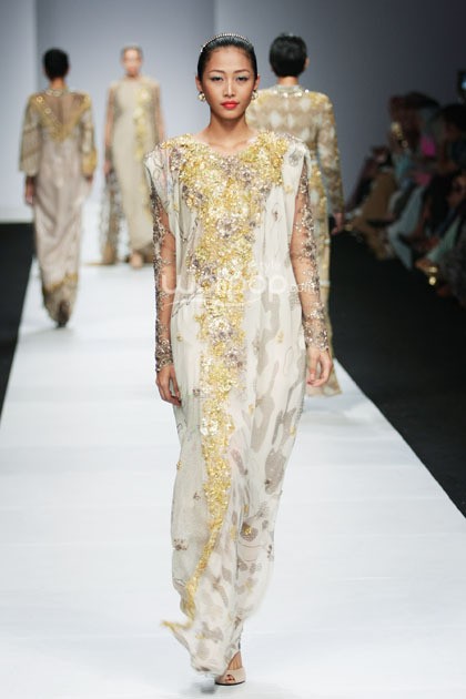 Khanaan 8 Infinite Capsule Collection Asosiasi Perancang Pengusaha Muda Indonesia. Jakarta Fashion Week 2015 at Senayan City. Jakarta. [Foto: Mohammad Abduh/Wolipop]