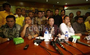 Kubu Agung Laksono: Tawaran JK Soal Pemilihan Ketum Ditolak Ical