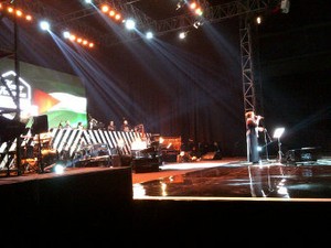 Dwiki Dharmawan dan Melly Goeslaw Meriahkan Konser Indonesia-Palestina