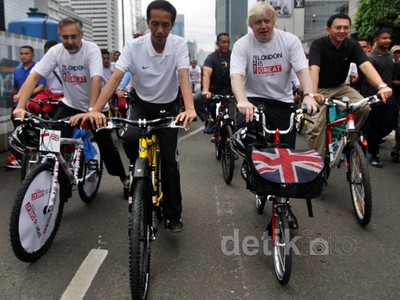 Jokowi Gowes Sepeda Bareng Wali Kota London