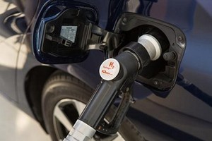 Toyota Siap Beralih ke Mobil Berenergi Alternatif